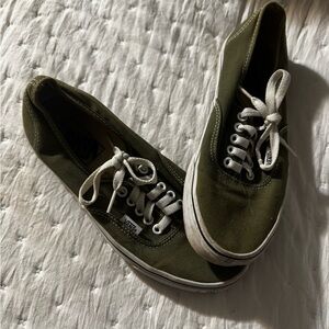 Women's Vans Classic green/olive Canvas Shoes